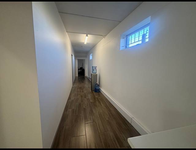 103M² OFFICE TO LET IN FIRGROVE